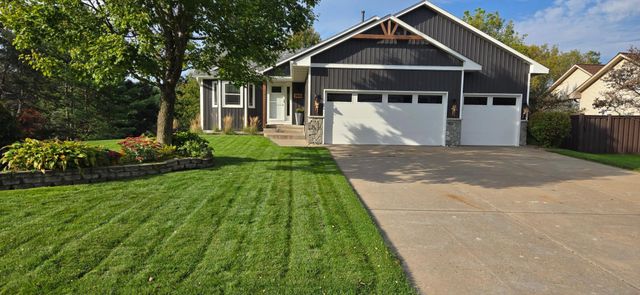 7876 Isleton Avenue S, Cottage Grove, MN 55016