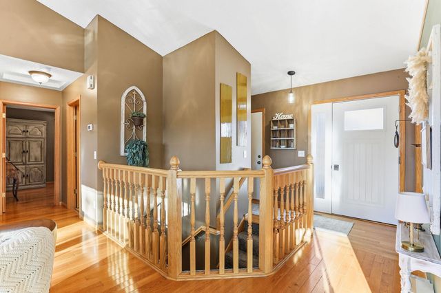 7876 Isleton Avenue S, Cottage Grove, MN 55016