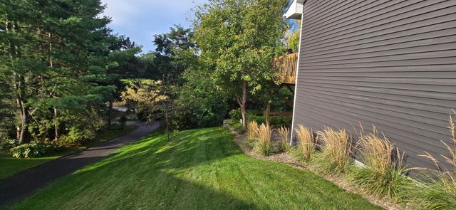 7876 Isleton Avenue S, Cottage Grove, MN 55016