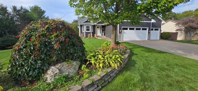 7876 Isleton Avenue S, Cottage Grove, MN 55016