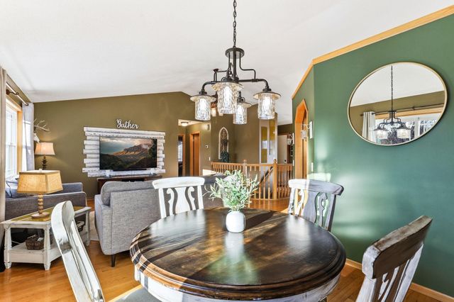 7876 Isleton Avenue S, Cottage Grove, MN 55016