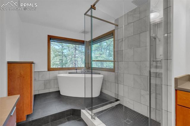 7045 Perry Park Boulevard, Larkspur, CO 80118