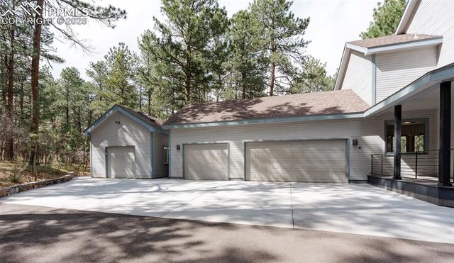 7045 Perry Park Boulevard, Larkspur, CO 80118