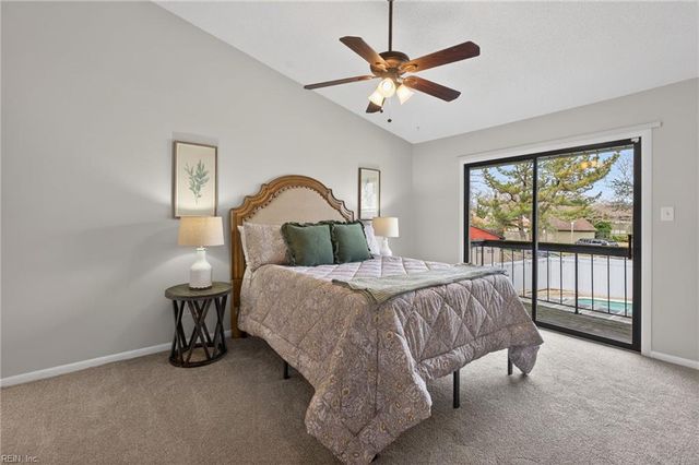 1425 Lake Christopher DR, Virginia Beach, VA 23464