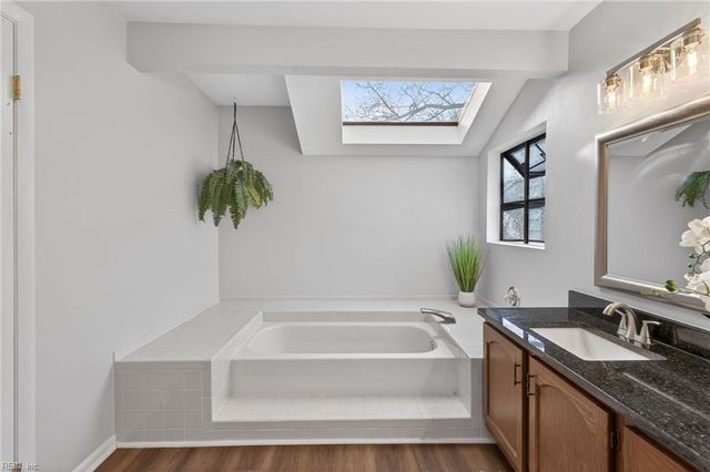 1425 Lake Christopher DR, Virginia Beach, VA 23464