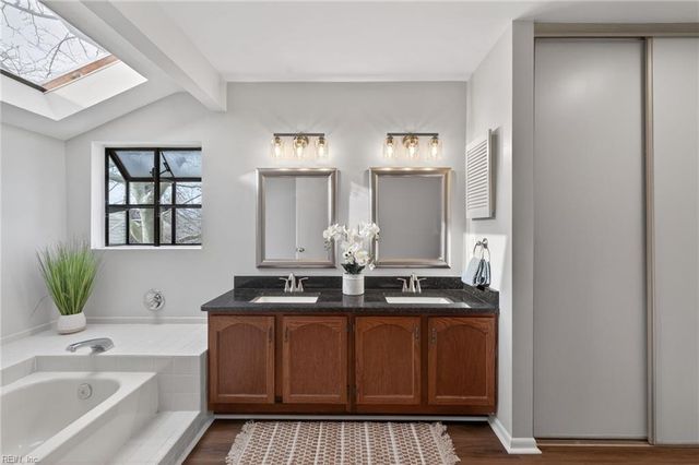 1425 Lake Christopher DR, Virginia Beach, VA 23464