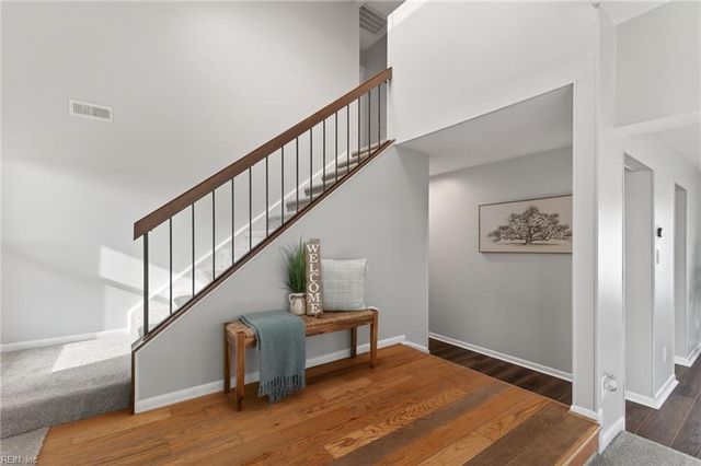 1425 Lake Christopher DR, Virginia Beach, VA 23464