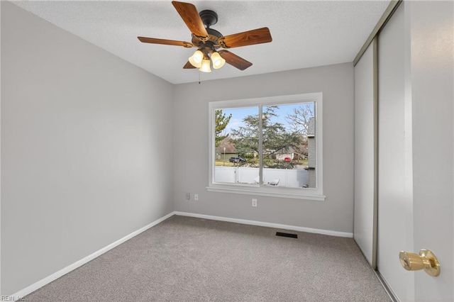 1425 Lake Christopher DR, Virginia Beach, VA 23464