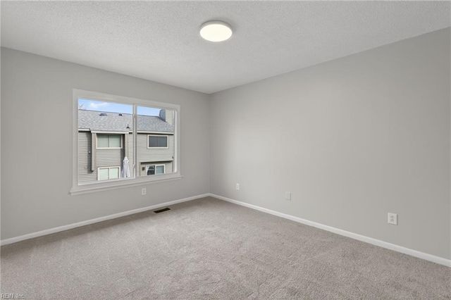 1425 Lake Christopher DR, Virginia Beach, VA 23464