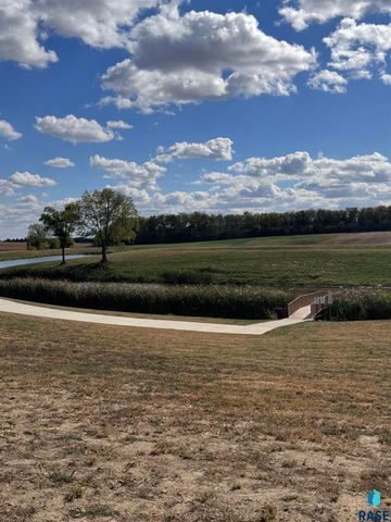 408 E 11th St Street, Crooks, SD 57020