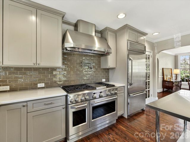 3009 Country Club Drive 3, Charlotte, NC 28205