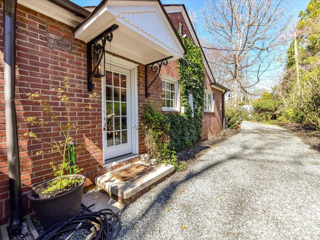 3009 Country Club Drive 3, Charlotte, NC 28205