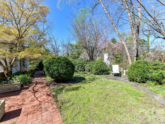 3009 Country Club Drive 3, Charlotte, NC 28205