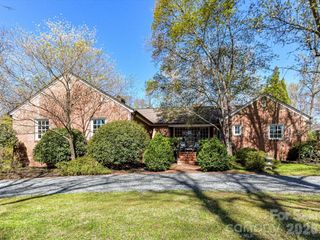 3009 Country Club Drive 3, Charlotte, NC 28205