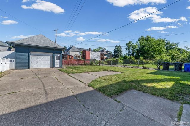 708 Taylor Street, Detroit, MI 48202