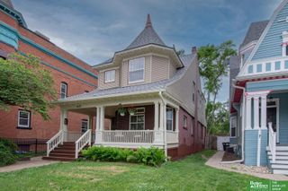 3015 Pacific Street, Omaha, NE 68105