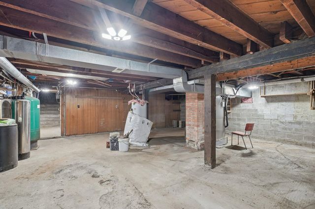 10001 E Bigelow Gulch Rd, Spokane, WA 99217