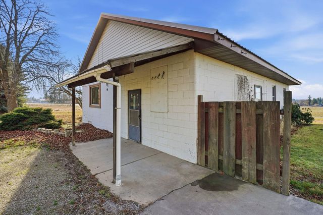 10001 E Bigelow Gulch Rd, Spokane, WA 99217