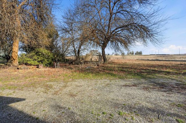 10001 E Bigelow Gulch Rd, Spokane, WA 99217