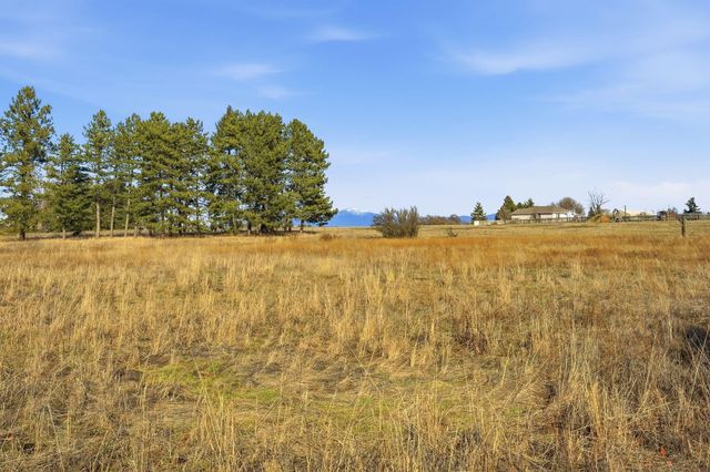 10001 E Bigelow Gulch Rd, Spokane, WA 99217