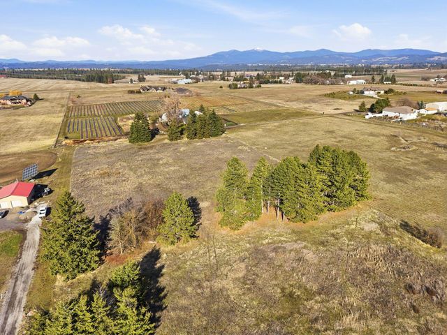 10001 E Bigelow Gulch Rd, Spokane, WA 99217