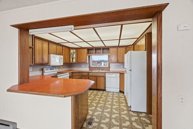 10001 E Bigelow Gulch Rd, Spokane, WA 99217