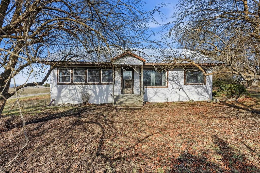 10001 E Bigelow Gulch Rd, Spokane, WA 99217