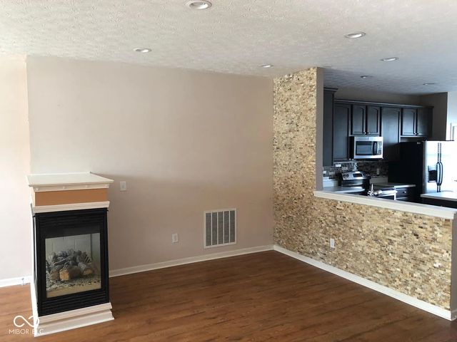 13861 Willesden Circle, Fishers, IN 46037