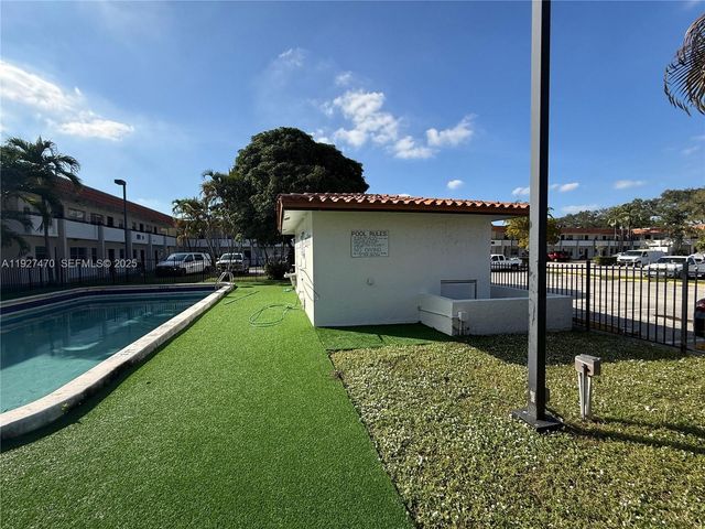 400 NW 65th Ave 227, Margate, FL 33063