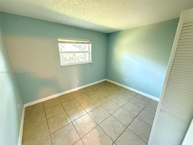 400 NW 65th Ave 227, Margate, FL 33063