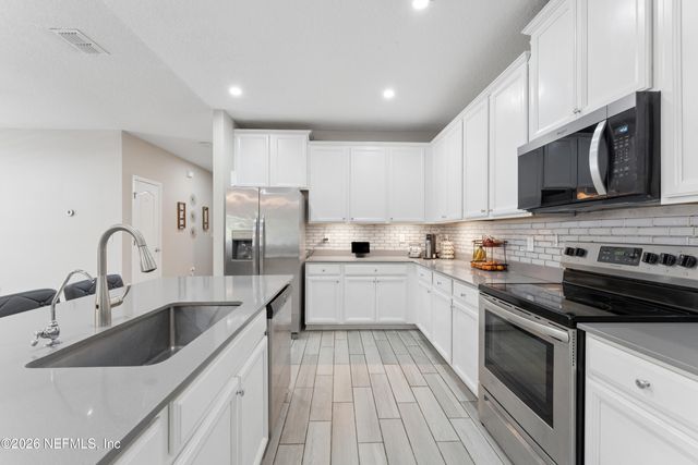 4149 ARBOR MILL Circle, Orange Park, FL 32065