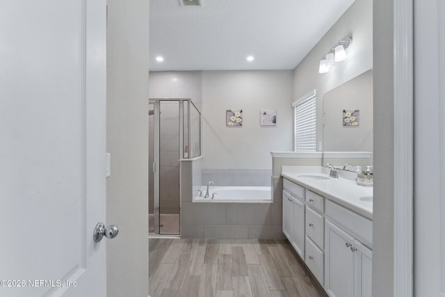 4149 ARBOR MILL Circle, Orange Park, FL 32065