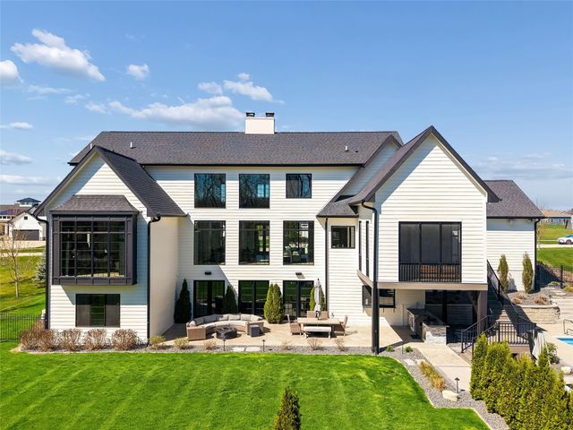 25046 Greyhawk Drive, Adel, IA 50003