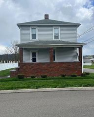 2207 2nd AVENUE, Beaver Falls, PA 16136