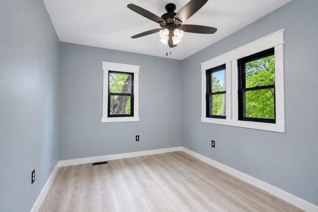 122 E 632 N, Valparaiso, IN 46383