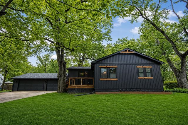 122 E 632 N, Valparaiso, IN 46383