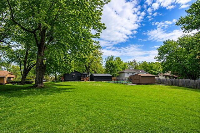 122 E 632 N, Valparaiso, IN 46383