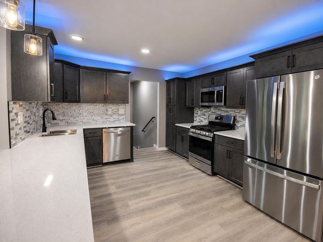 122 E 632 N, Valparaiso, IN 46383