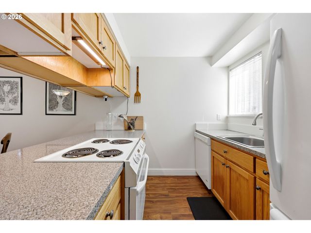 724 Se RENE Ave, Gresham, OR 97080