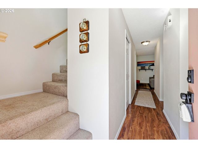 724 Se RENE Ave, Gresham, OR 97080