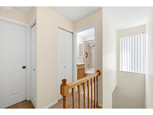 724 Se RENE Ave, Gresham, OR 97080