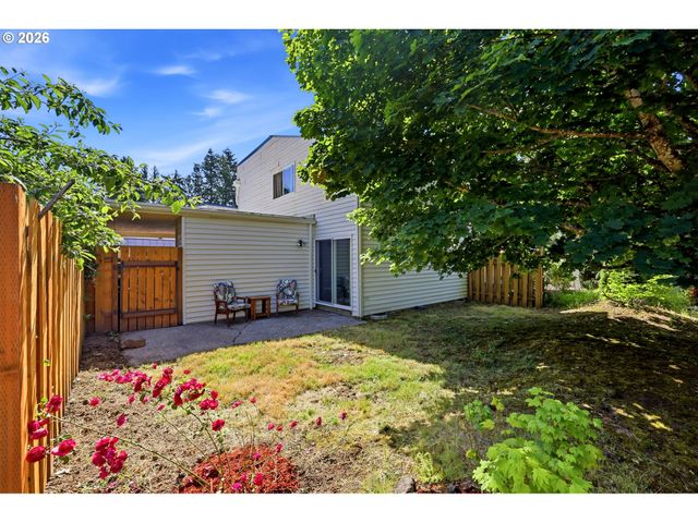 724 Se RENE Ave, Gresham, OR 97080