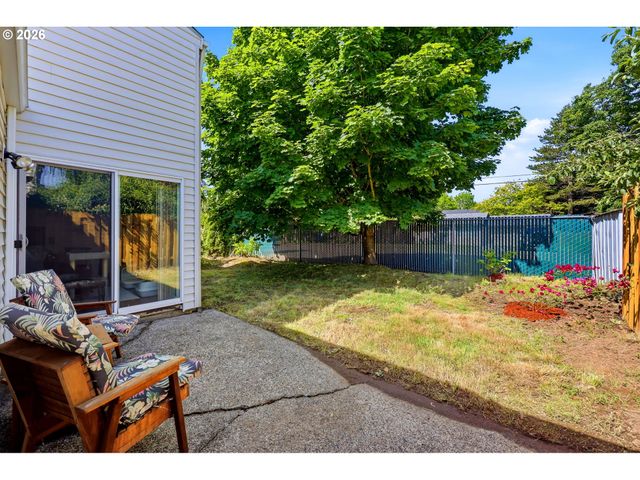 724 Se RENE Ave, Gresham, OR 97080