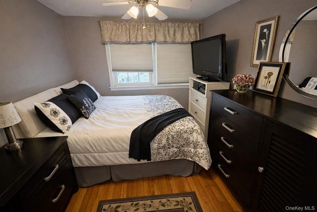 9 Katie Court, Lake Grove, NY 11755