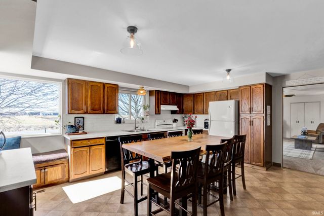 55480 County Road 19, Bristol, IN 46507