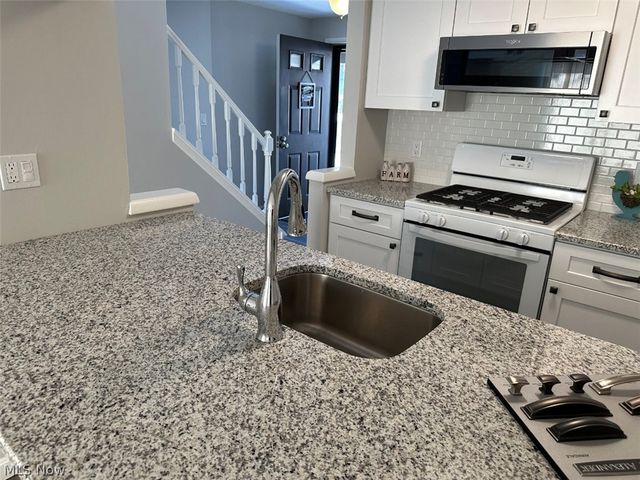 9632 E. Idlewood Drive, Twinsburg, OH 44087