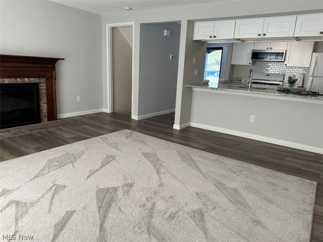 9632 E. Idlewood Drive, Twinsburg, OH 44087