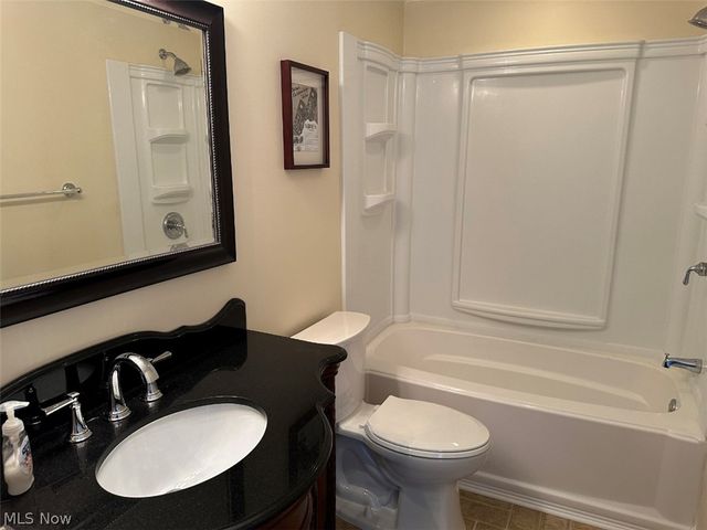 9632 E. Idlewood Drive, Twinsburg, OH 44087