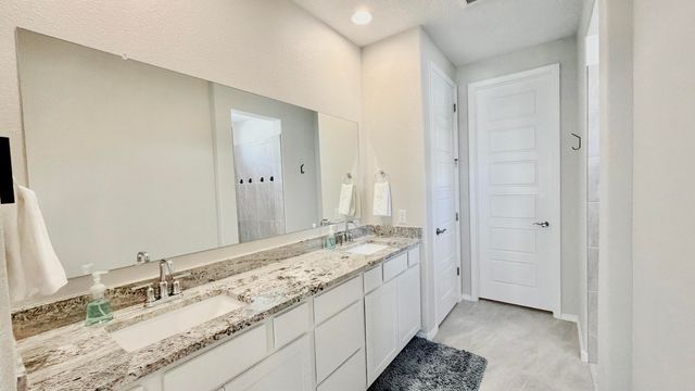 6255 Bryce Canyon Lane NE, Rio Rancho, NM 87144