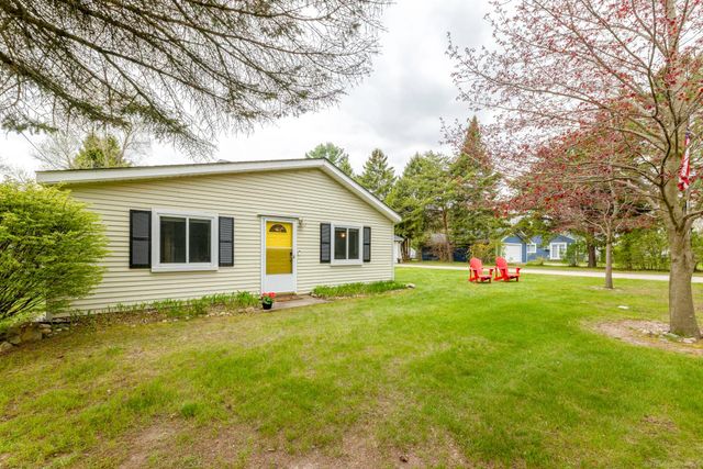 7672 Schroeder Road, Lexington, MI 48450